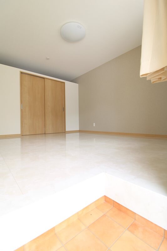 ゴールド鷹の物件内観写真