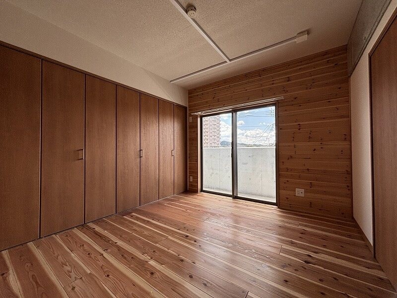 アッパーヤードの物件内観写真