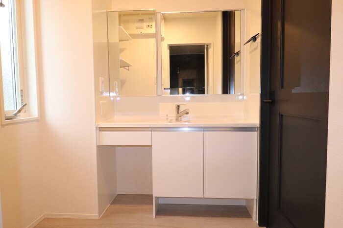 アルカンジュ東合川の物件内観写真