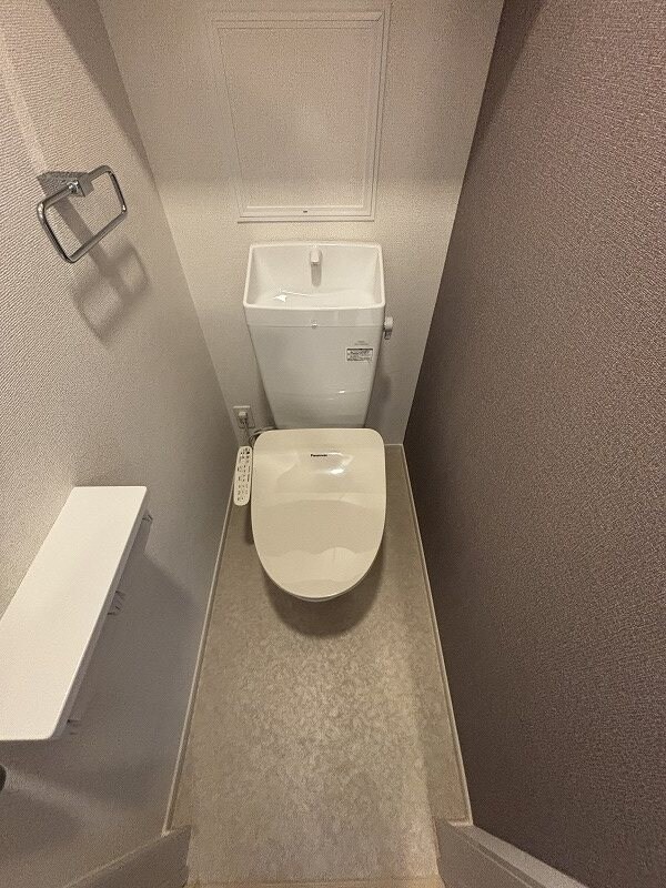 ファミリア長門石の物件内観写真