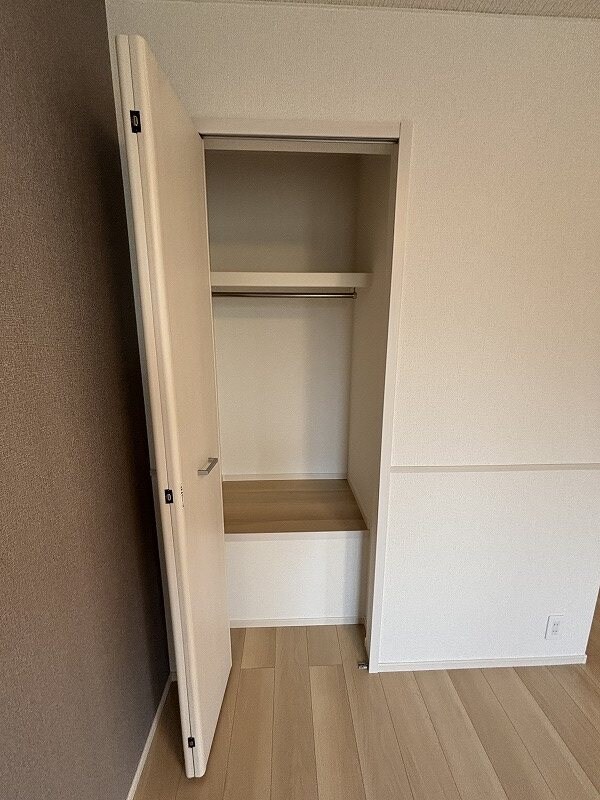 ファミリア長門石の物件内観写真