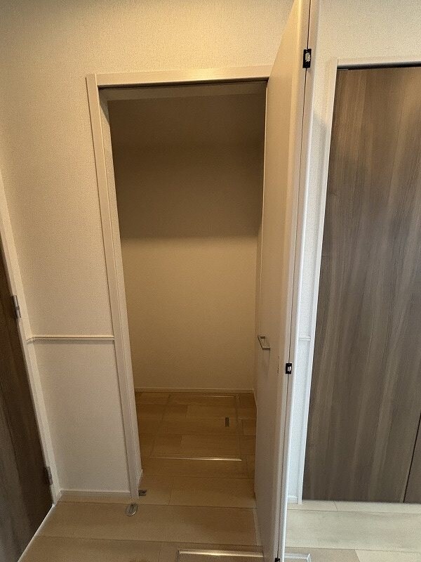 ファミリア長門石の物件内観写真