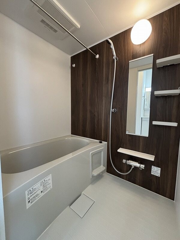 ファミリア長門石の物件内観写真