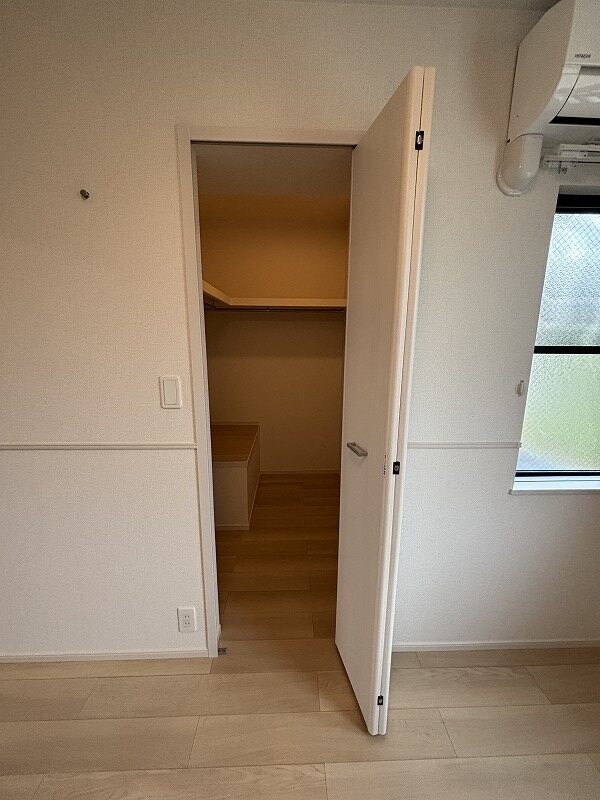 ファミリア長門石の物件内観写真