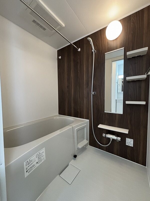 ファミリア長門石の物件内観写真