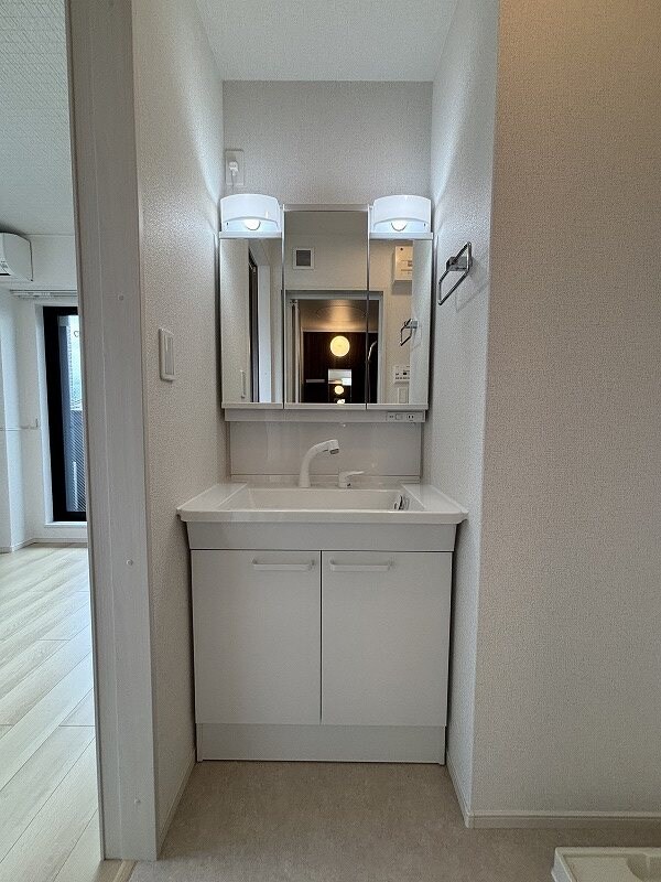 ファミリア長門石の物件内観写真