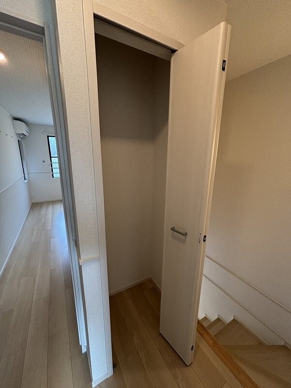 ファミリア長門石の物件内観写真