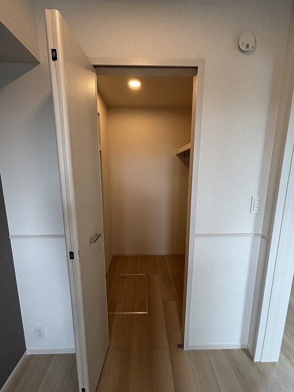 ファミリア長門石の物件内観写真