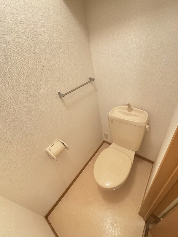 フォレストヒルズ３号館の物件内観写真