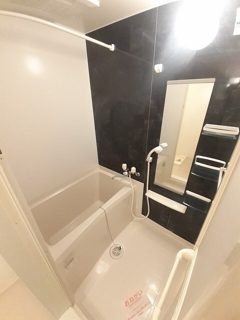 ラ　フローラの物件内観写真