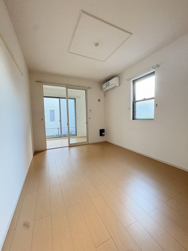 グラスハープの物件内観写真