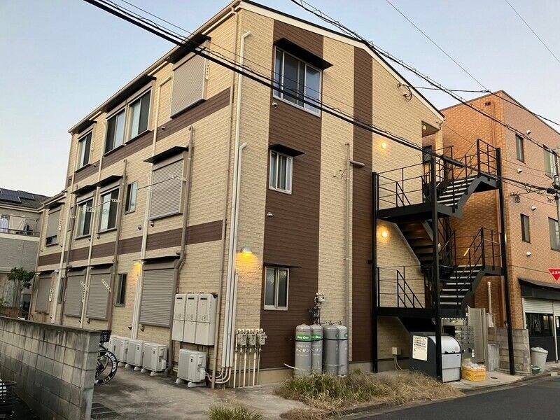 Ａｍｂｉｔｉｏｎ花畑の物件外観写真