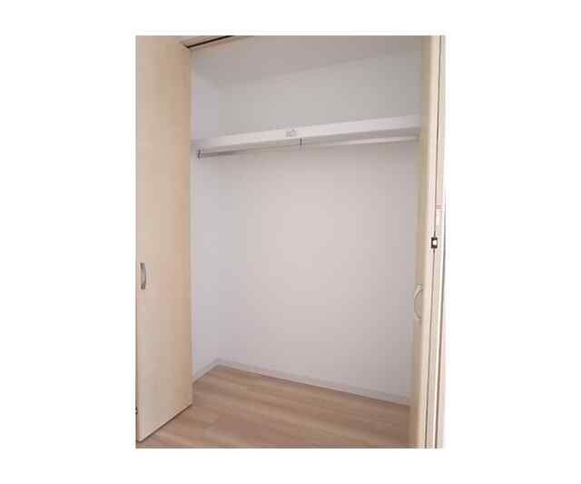 アーバンコート白鳥の物件内観写真