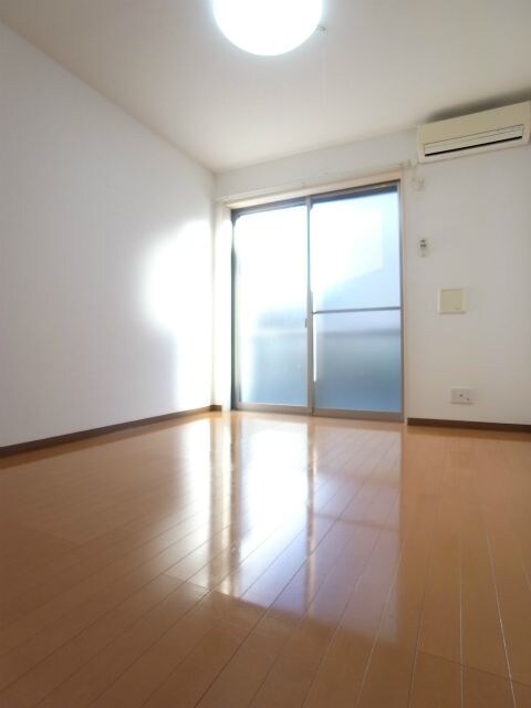 リリックコート長島の物件内観写真