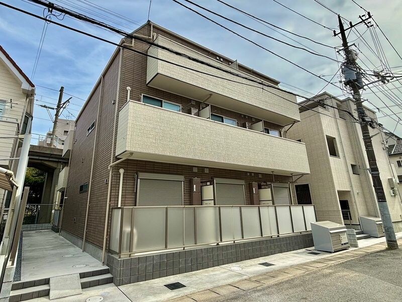 Leaf Hills Shinmatsudoの物件外観写真