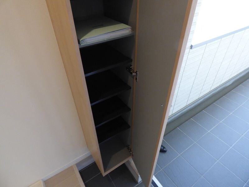 フロンティアの物件内観写真