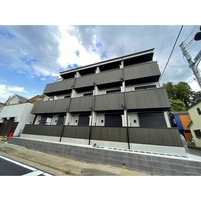 エクセラン北小金の物件外観写真