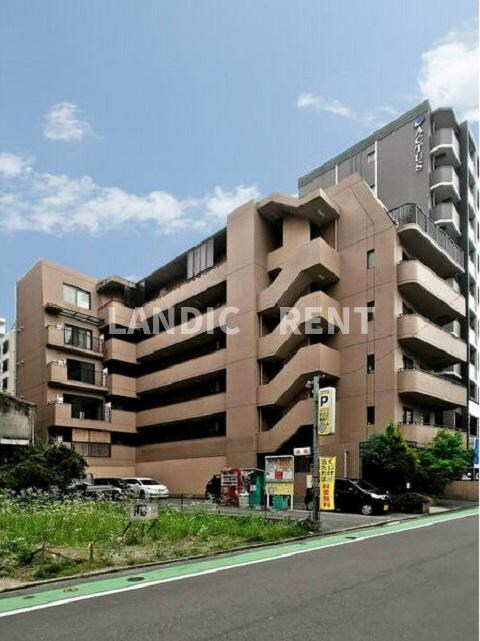 フリューゲル高砂の物件外観写真