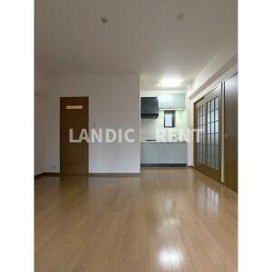 フリューゲル高砂の物件内観写真