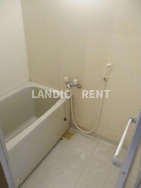 フリューゲル高砂の物件内観写真