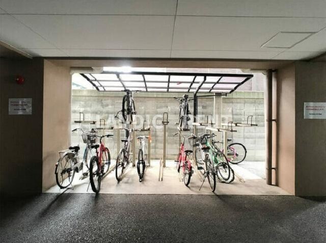 フリューゲル高砂の物件内観写真