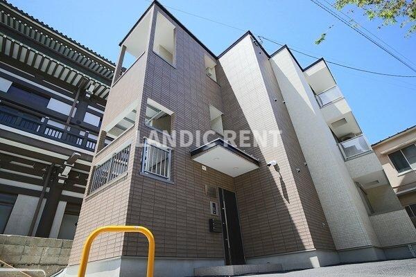 MOANAの物件外観写真