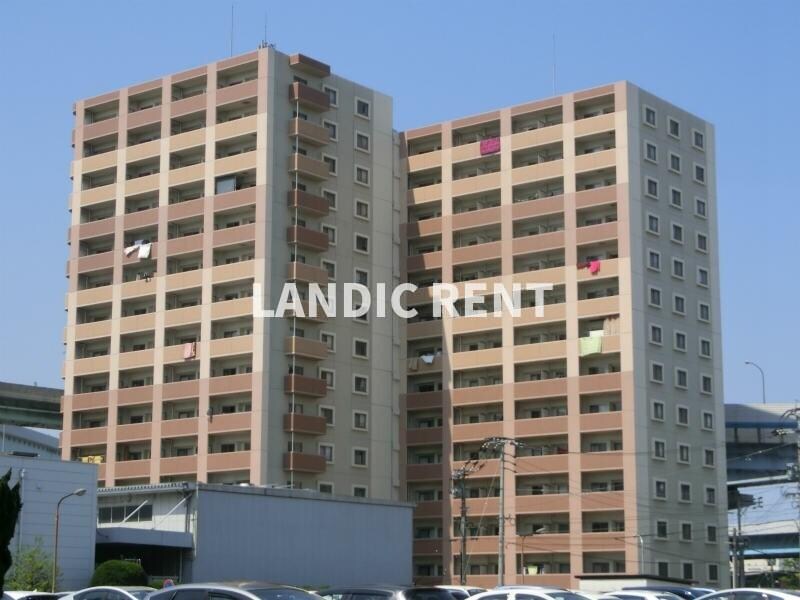 リファレンス箱崎の物件外観写真