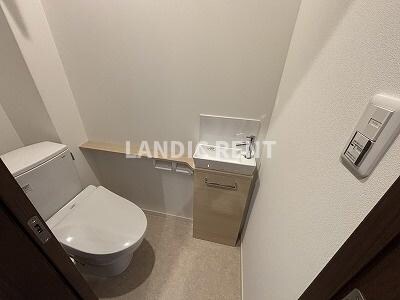 YAKUIN SQUAREの物件内観写真