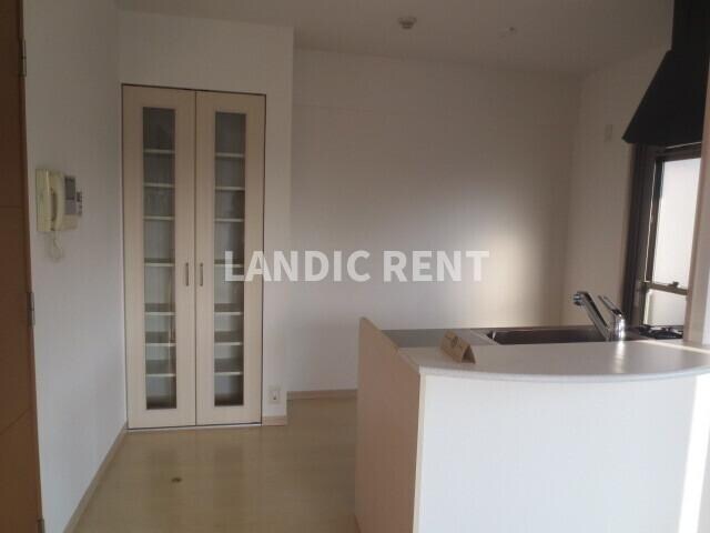 ツインリバールーチェの物件内観写真