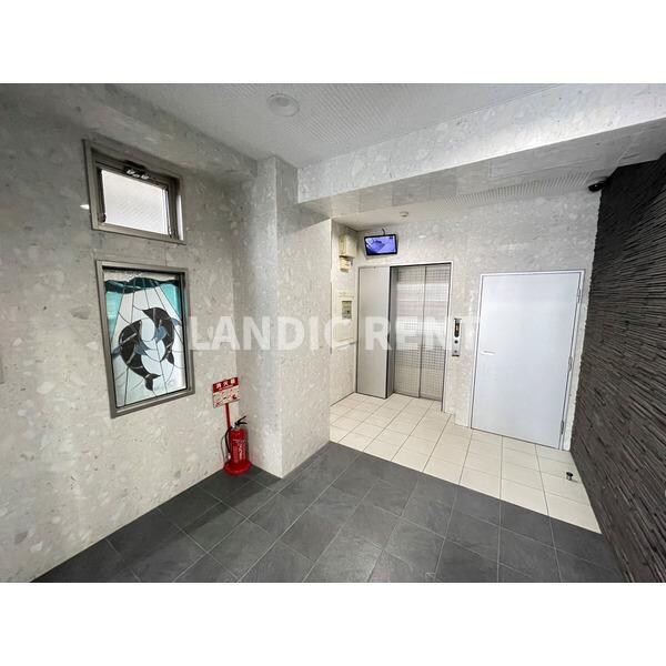 ドリーム西新の物件外観写真