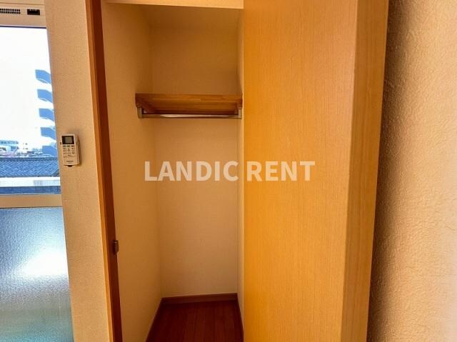 コンフォートベネフィス箱崎３の物件内観写真