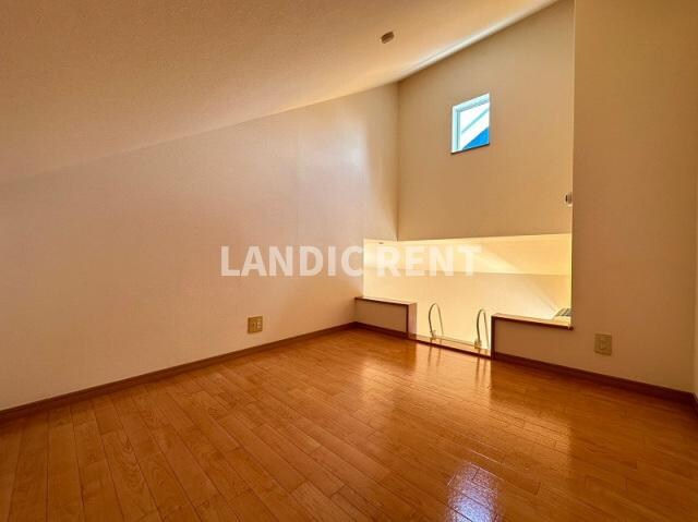 コンフォートベネフィス箱崎３の物件内観写真