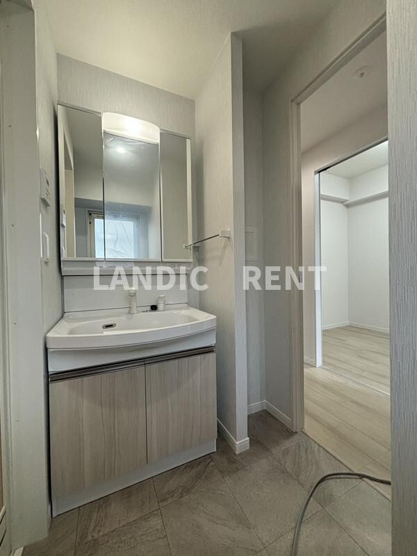 ラシュール・イン大橋Ⅱの物件内観写真