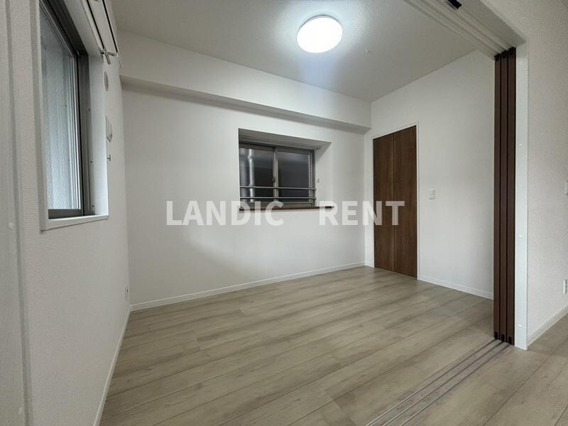 ラシュール・イン大橋Ⅱの物件内観写真