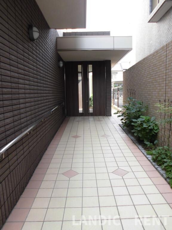 箱崎九大前駅 徒歩5分 3階の物件外観写真