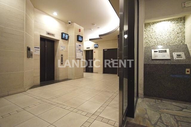 ディー・ウイングタワーの物件外観写真