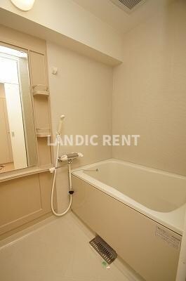 ディー・ウイングタワーの物件内観写真