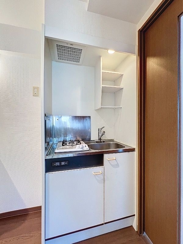 茅場町駅 徒歩1分 9階の物件内観写真