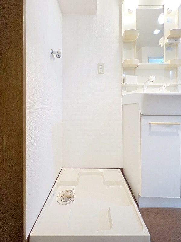 茅場町駅 徒歩1分 9階の物件内観写真