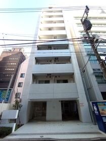 新宿御苑前駅 徒歩4分の物件外観写真