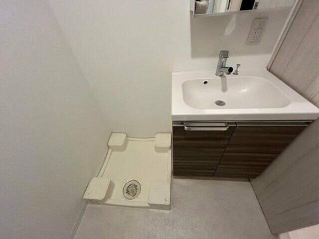 新宿三丁目駅 徒歩3分 6階の物件内観写真