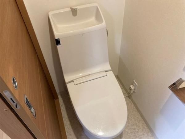 稲荷町駅 徒歩7分 8階の物件内観写真