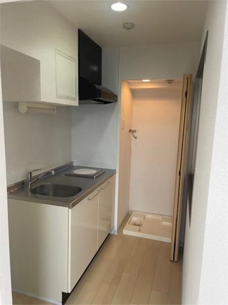 東新宿駅 徒歩1分 8階の物件内観写真