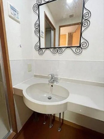 西新宿駅 徒歩8分 2階の物件内観写真