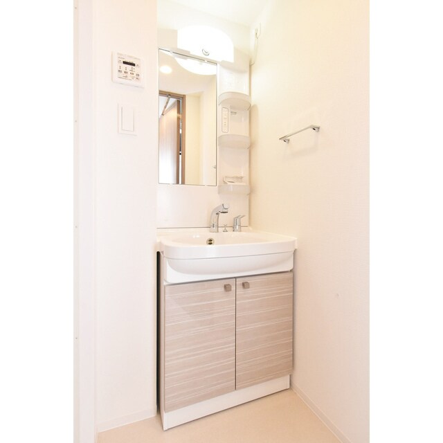 エスリード栄イーストスクエアの物件内観写真