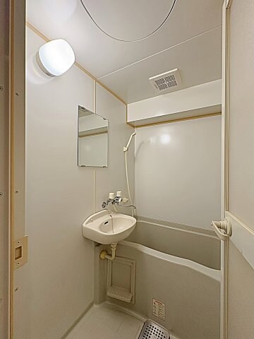 ＹＨＯスクエアの物件内観写真