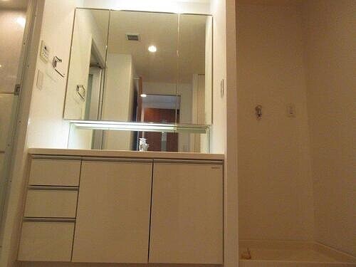 サーパス本山鹿子町の物件内観写真