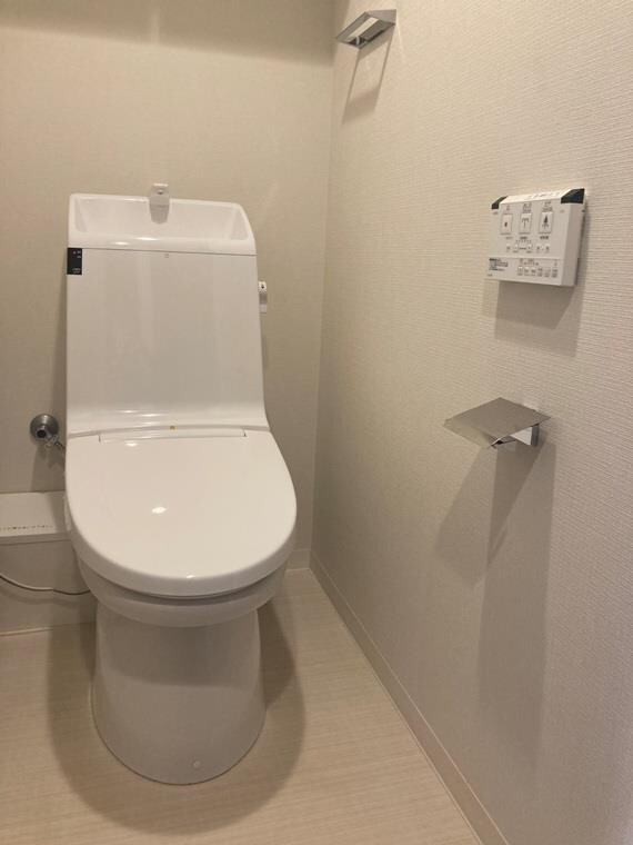 プレサンスロジェ本陣駅前の物件内観写真