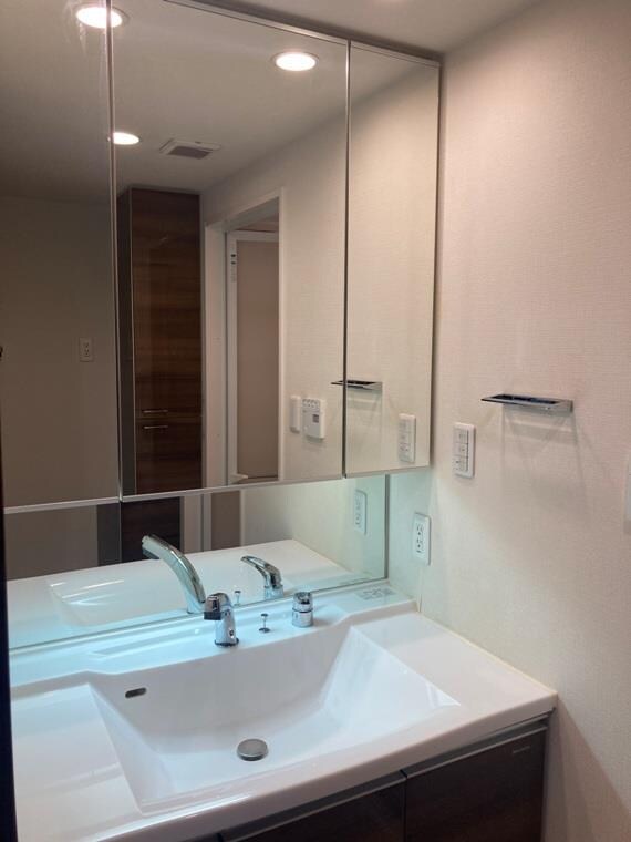 プレサンスロジェ本陣駅前の物件内観写真