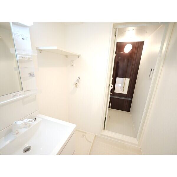 尼ケ坂駅 徒歩9分 2階の物件内観写真